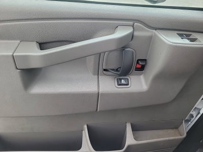 2023 GMC Savana Cutaway 3500 Work Van