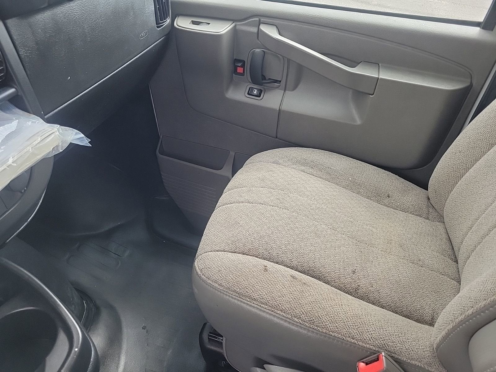 2023 GMC Savana Cutaway 3500 Work Van