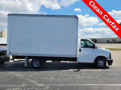 2017 GMC Savana Cutaway 3500 Work Van
