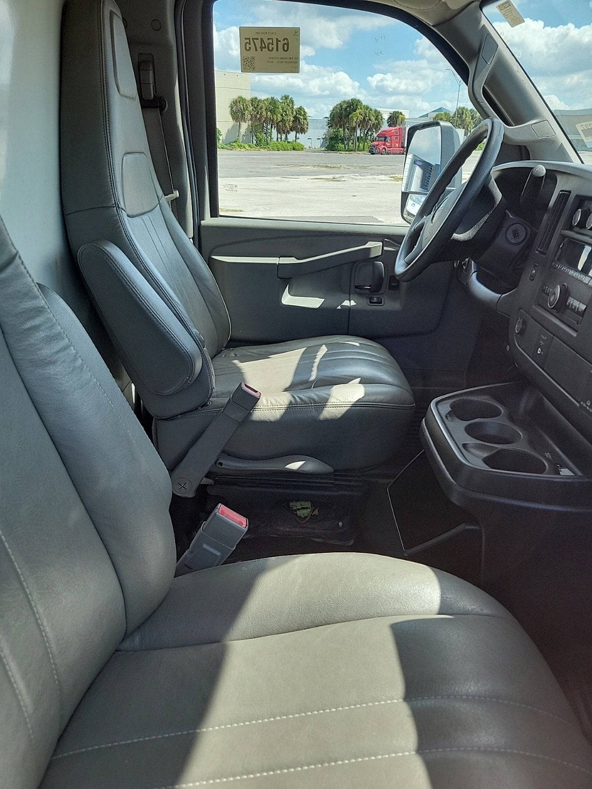 2017 GMC Savana Cutaway 3500 Work Van