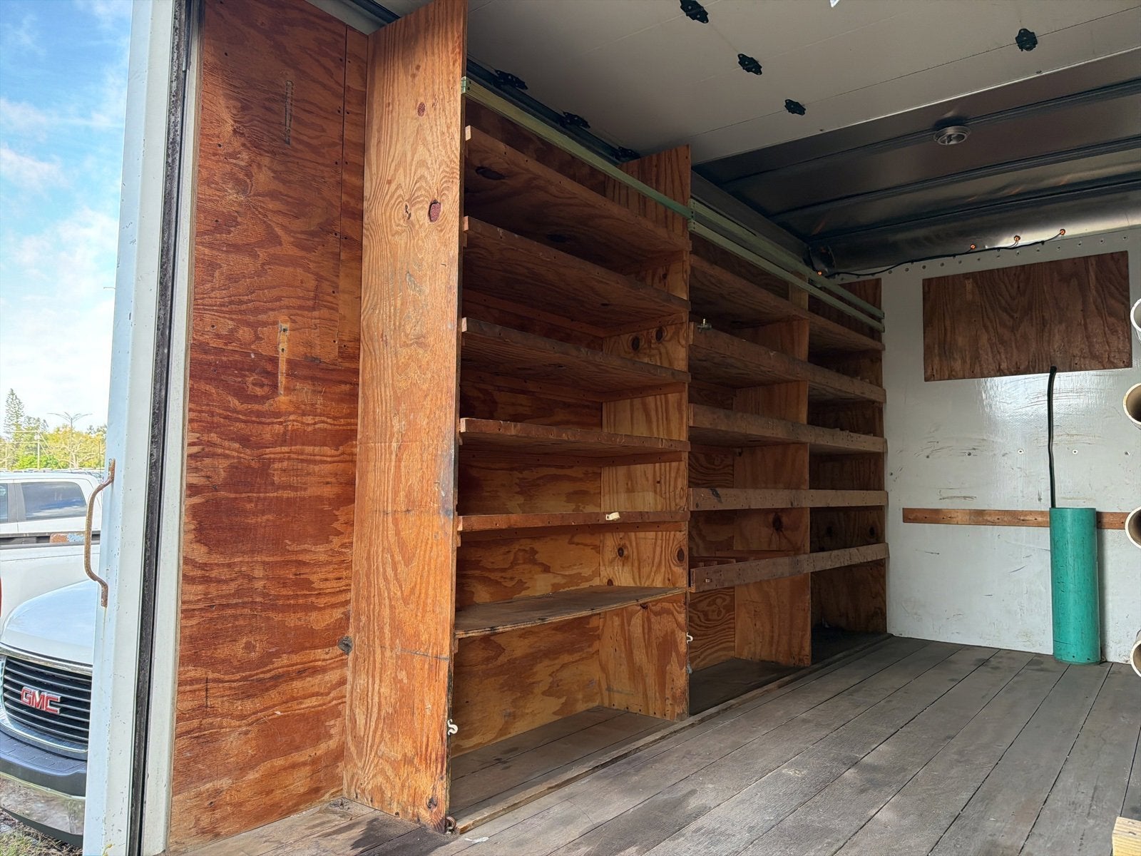 2017 GMC Savana Cutaway 3500 Work Van