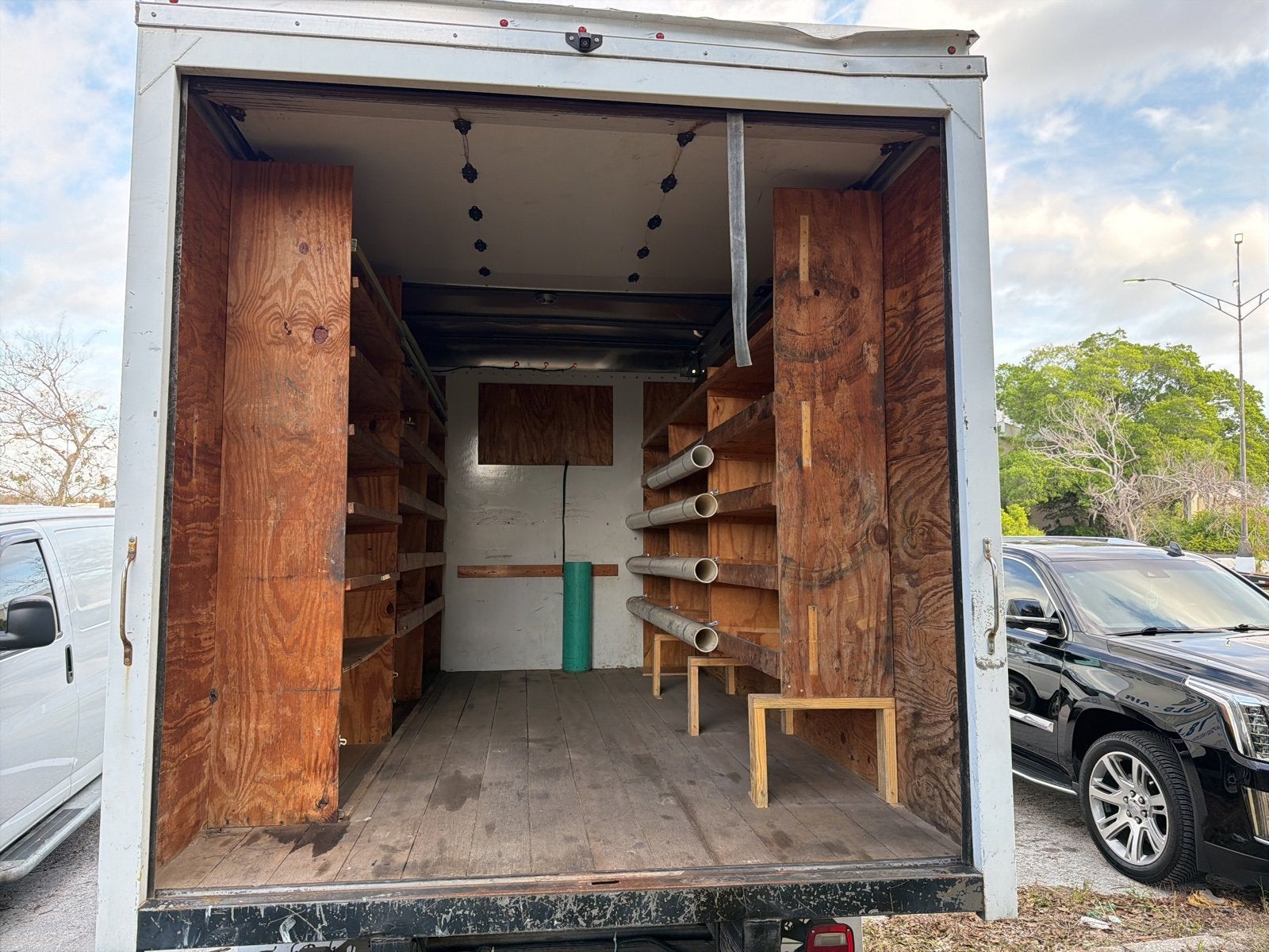 2017 GMC Savana Cutaway 3500 Work Van