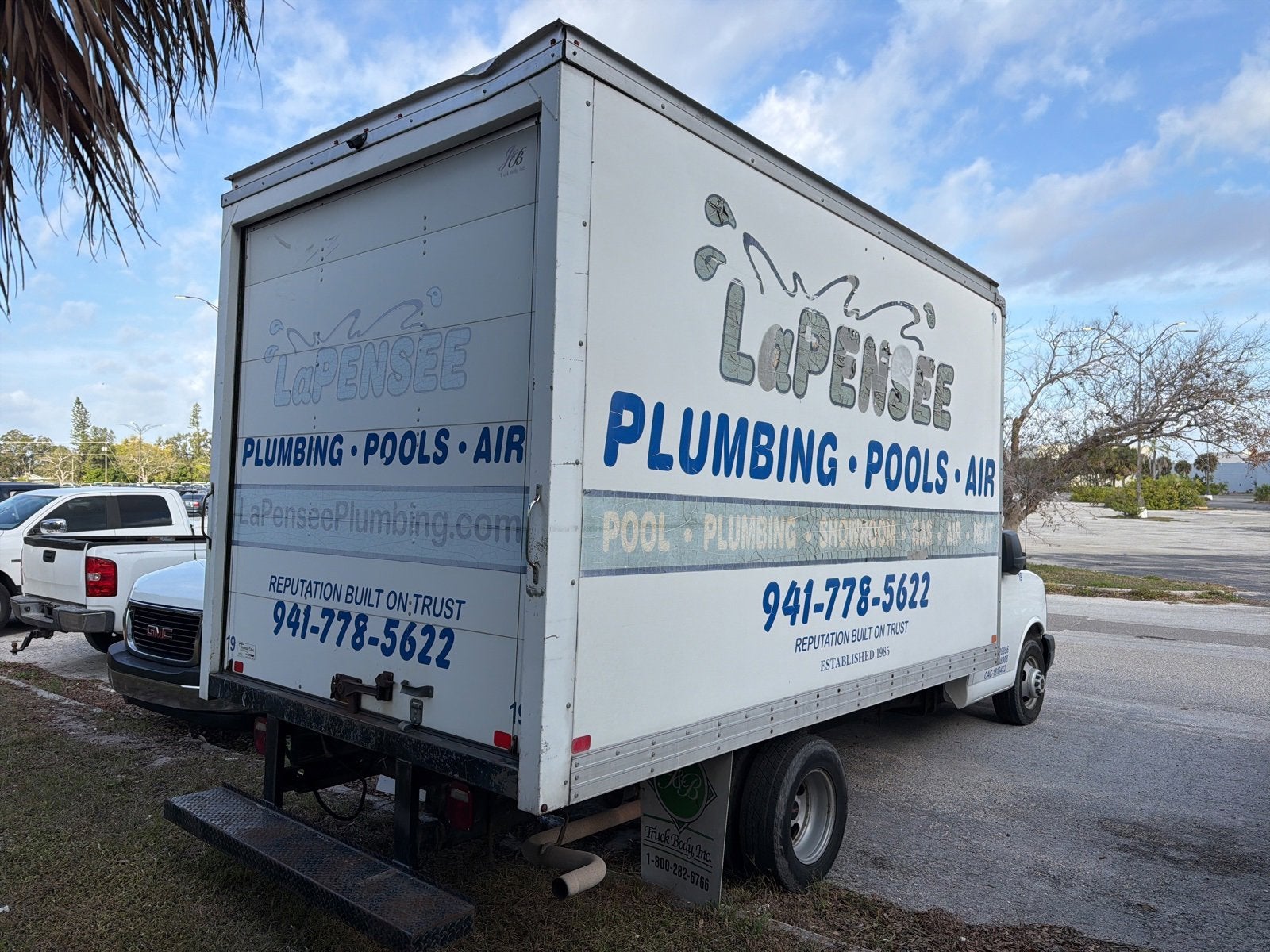 2017 GMC Savana Cutaway 3500 Work Van