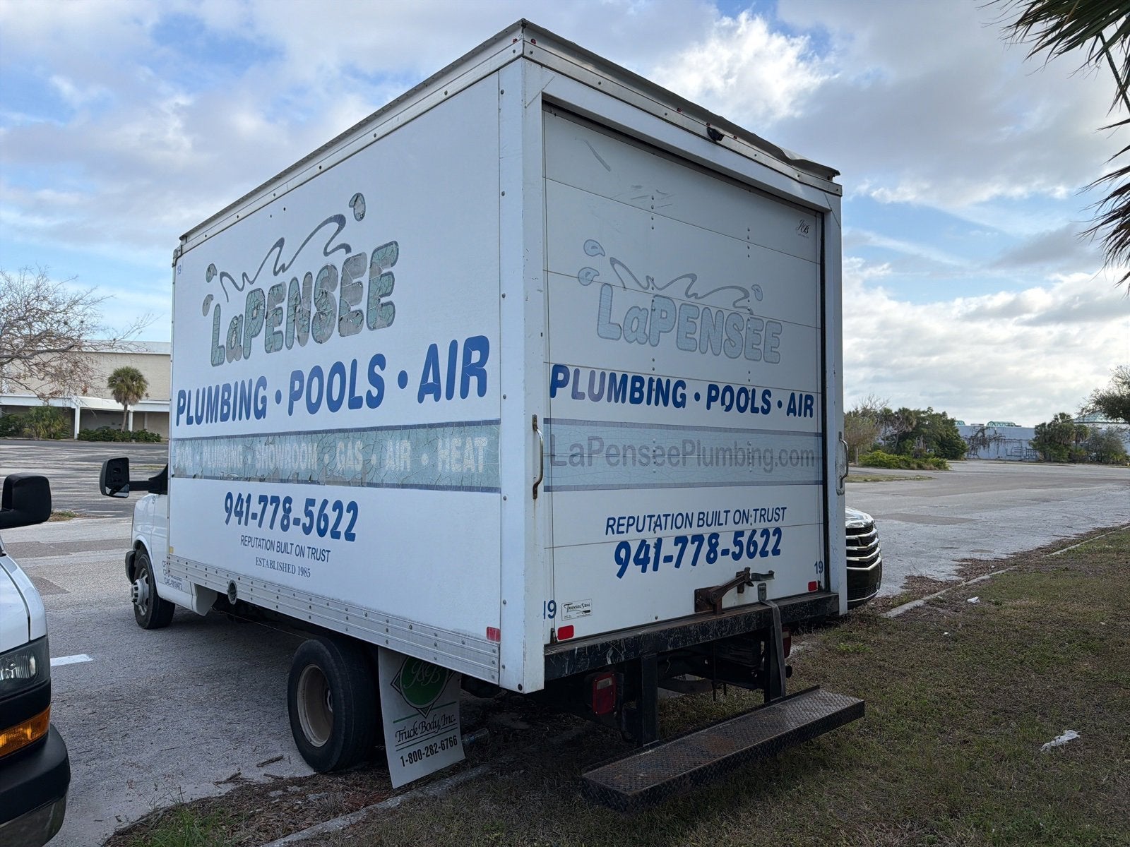 2017 GMC Savana Cutaway 3500 Work Van