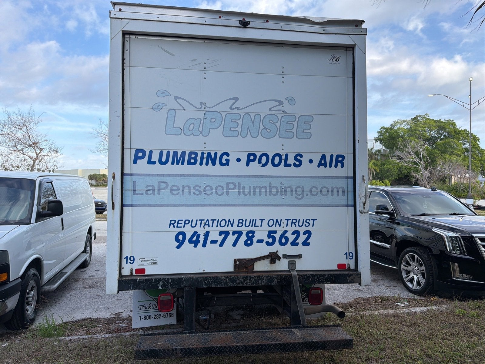 2017 GMC Savana Cutaway 3500 Work Van