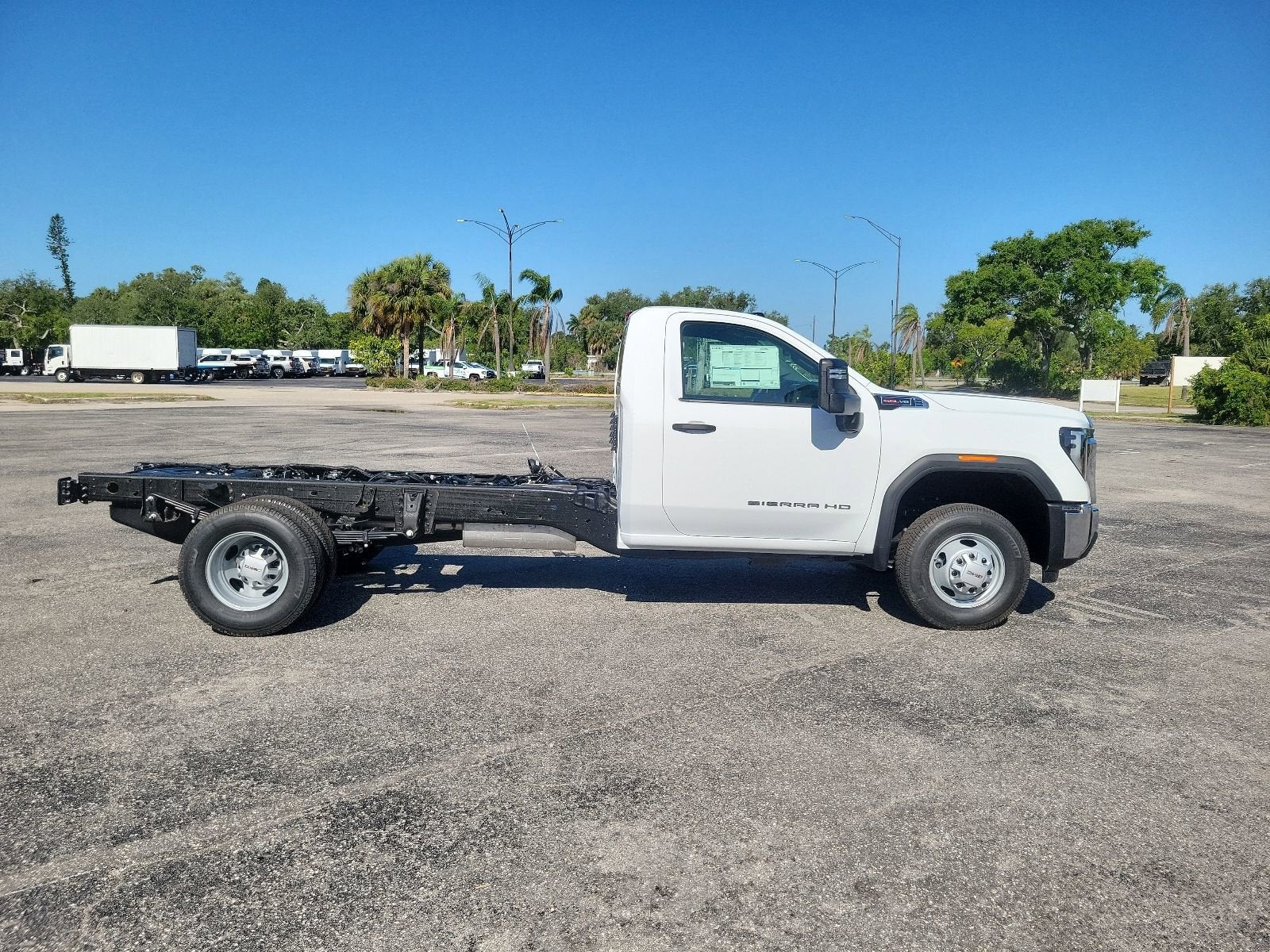 2026 GMC Sierra 3500 HD Chassis Cab Pro