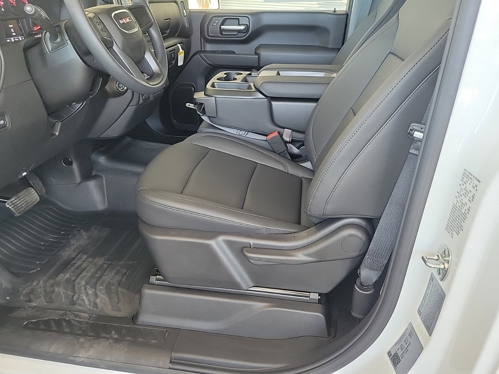 2025 GMC Sierra 2500 HD Pro