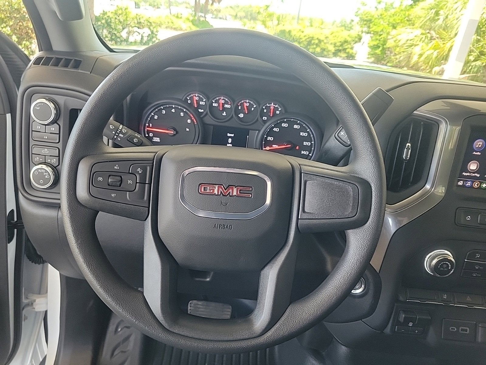 2025 GMC Sierra 2500 HD Pro