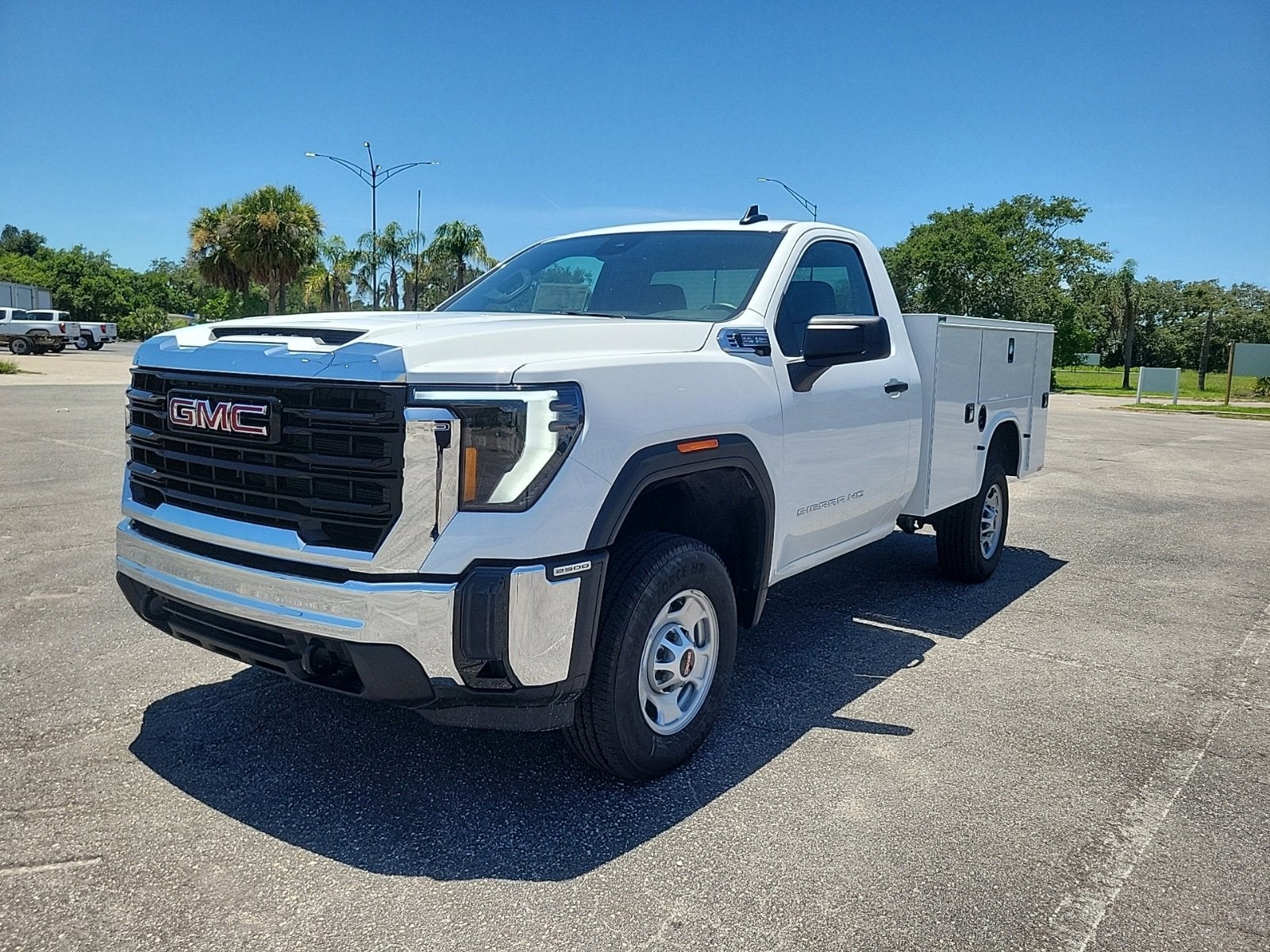 2025 GMC Sierra 2500 HD Pro