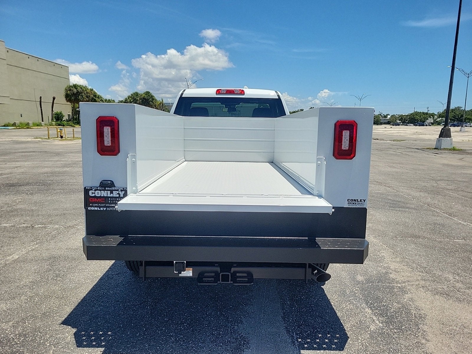 2025 GMC Sierra 2500 HD Pro