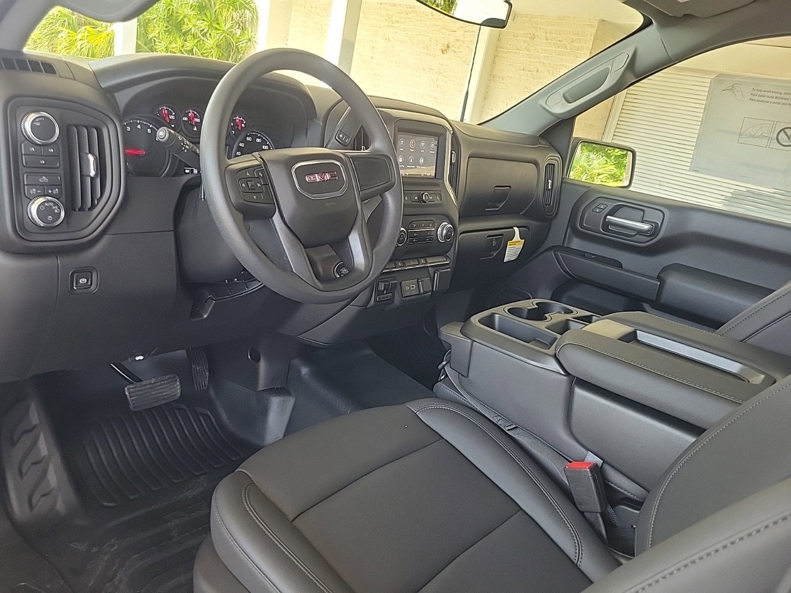 2025 GMC Sierra 2500 HD Pro