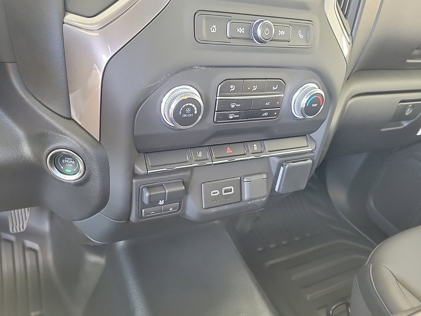 2025 GMC Sierra 2500 HD Pro