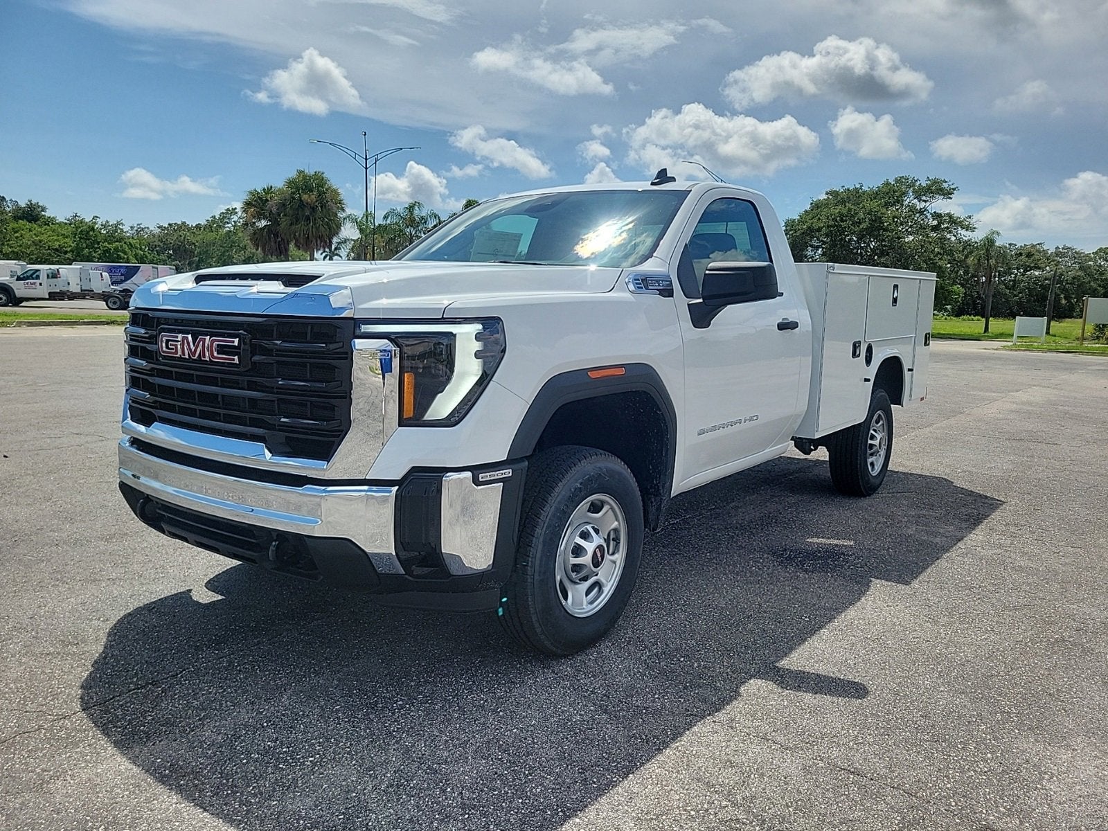 2025 GMC Sierra 2500 HD Pro