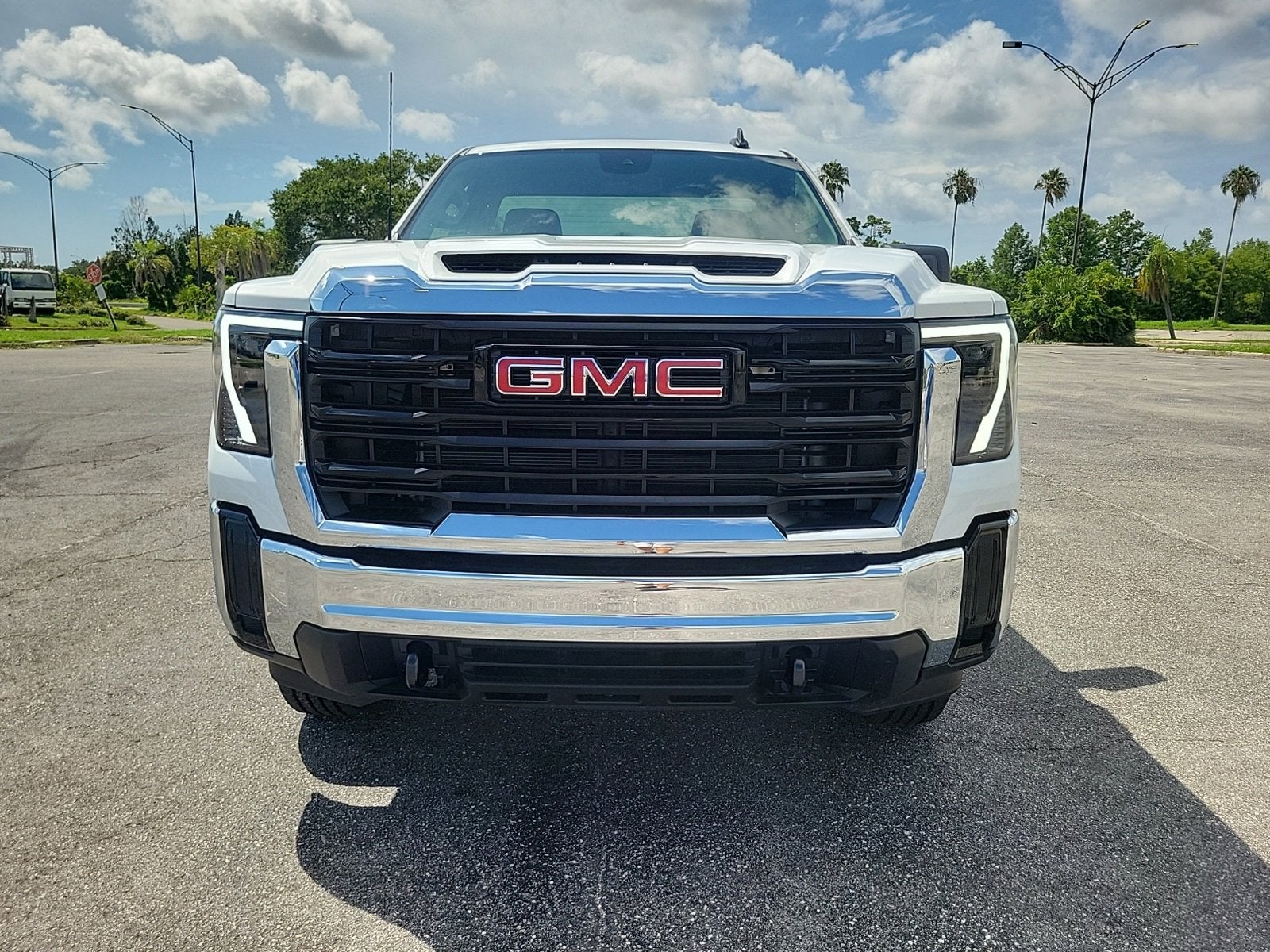 2025 GMC Sierra 2500 HD Pro