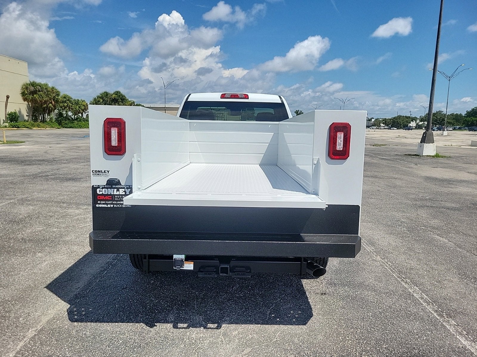 2025 GMC Sierra 2500 HD Pro