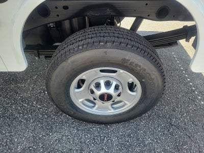 2025 GMC Sierra 2500 HD Pro