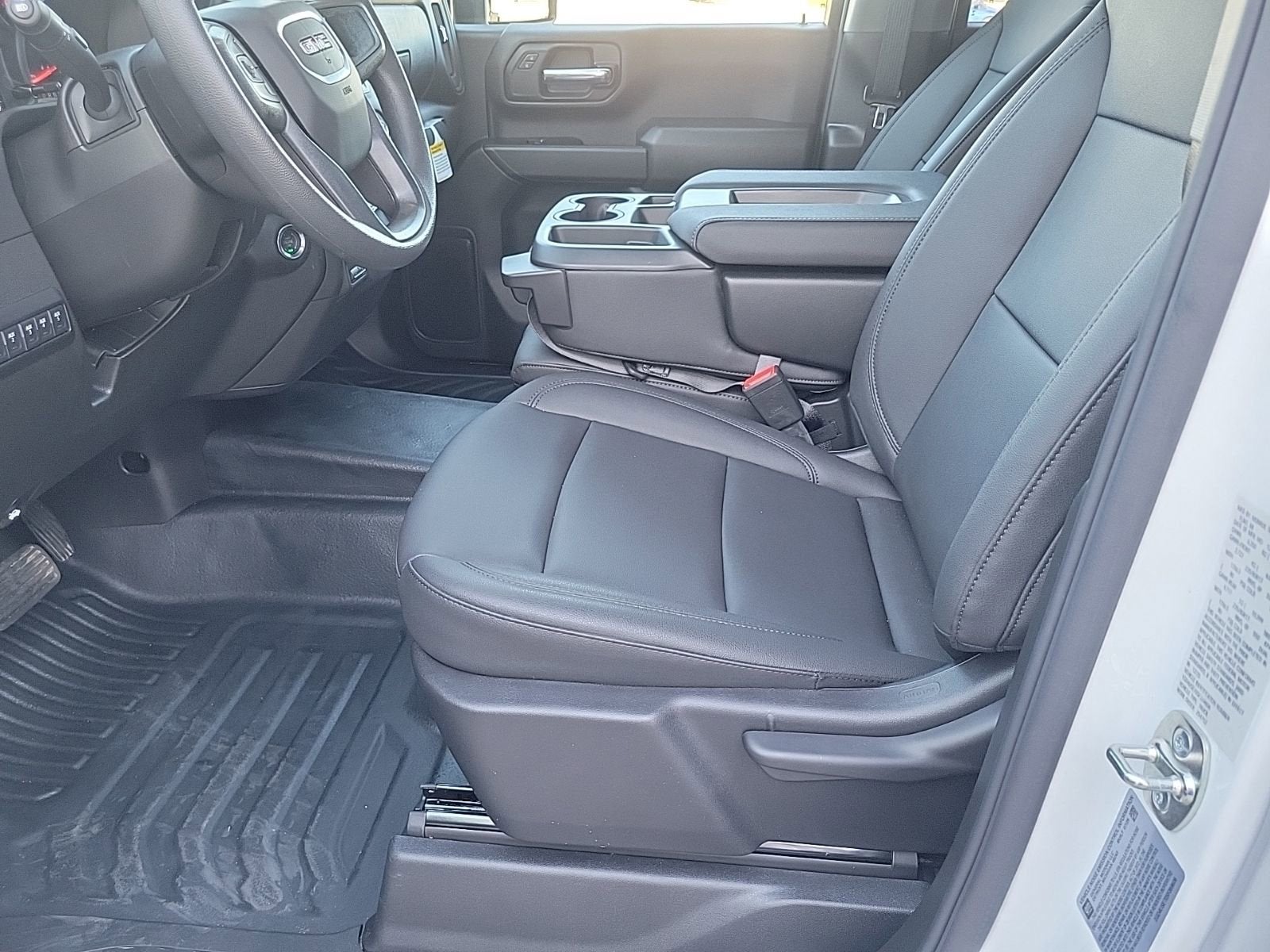 2025 GMC Sierra 3500 HD Chassis Cab Pro