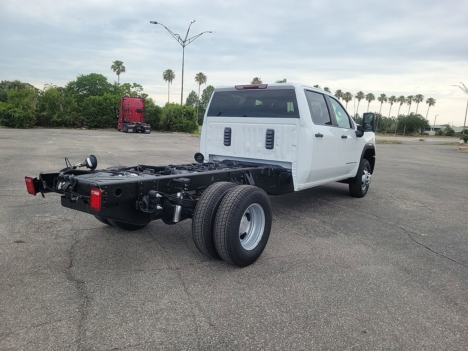 2026 GMC Sierra 3500 HD Chassis Cab Pro