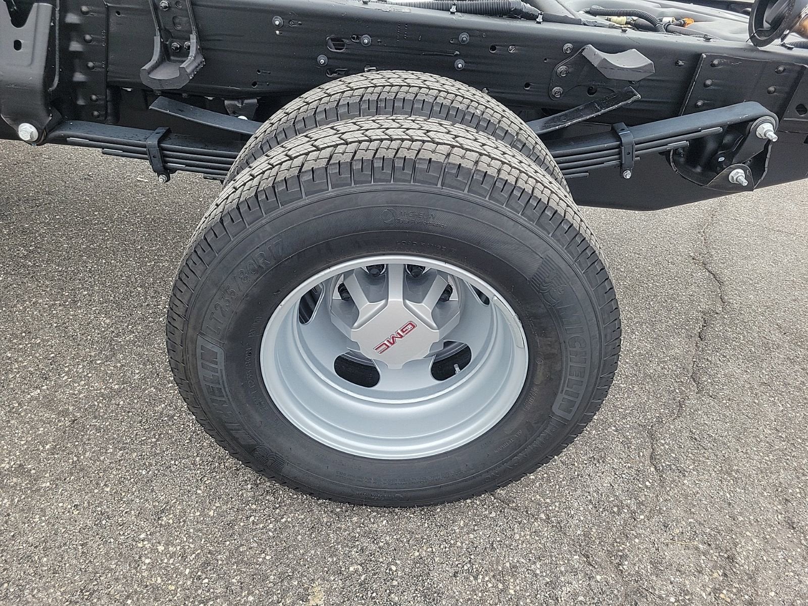 2026 GMC Sierra 3500 HD Chassis Cab Pro