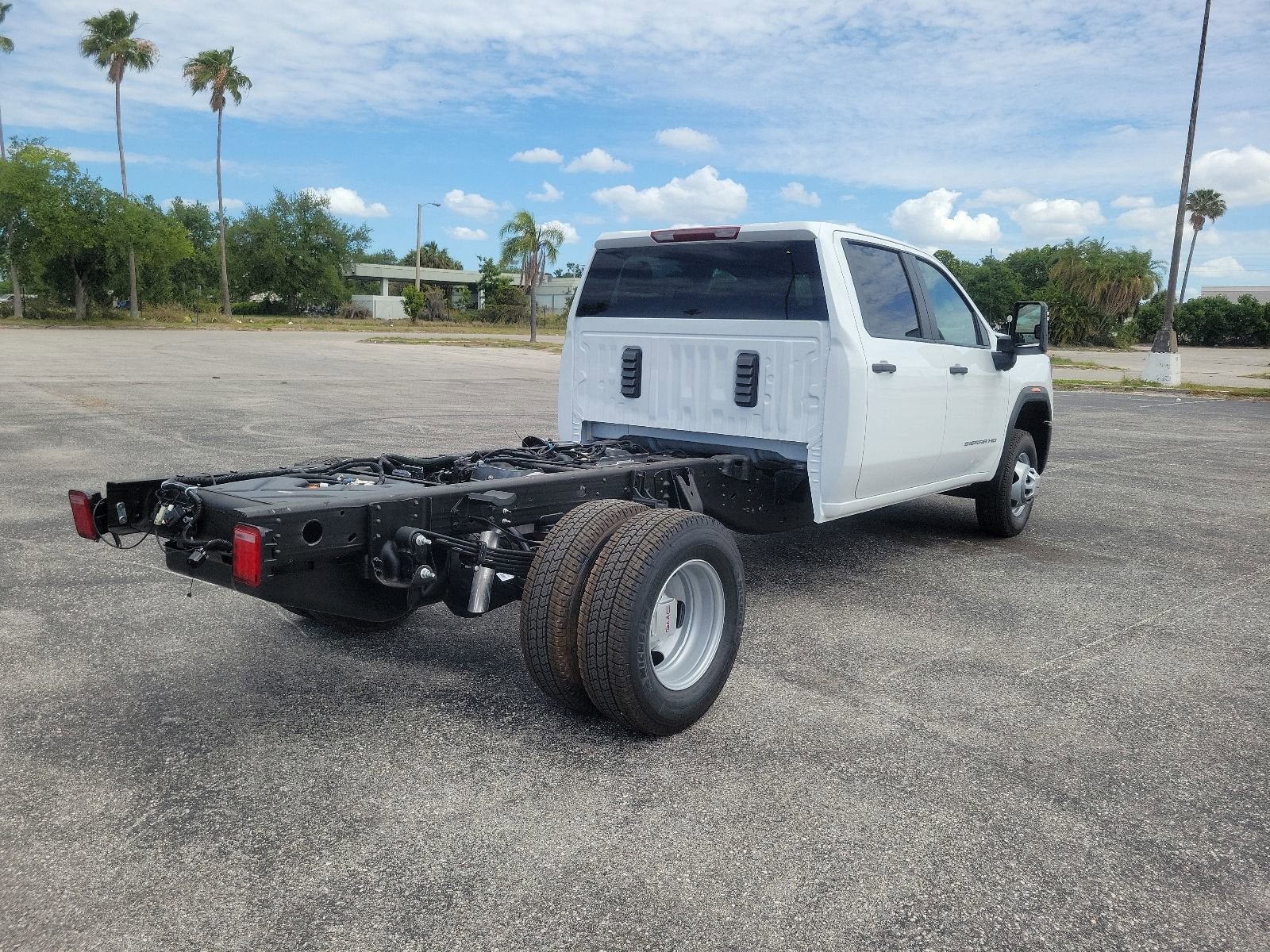 2026 GMC Sierra 3500 HD Chassis Cab Pro