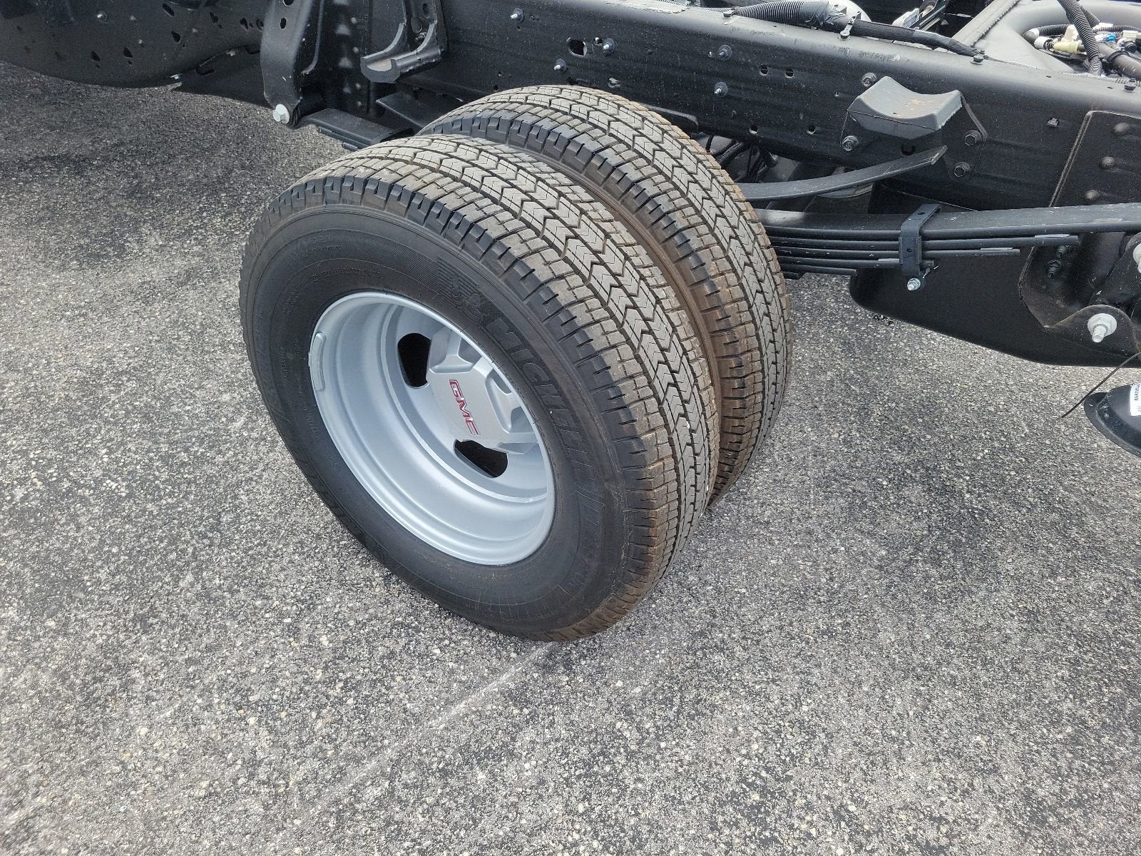 2026 GMC Sierra 3500 HD Chassis Cab Pro