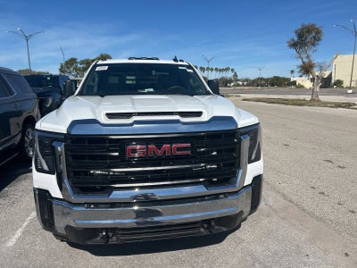 2025 GMC Sierra 3500 HD Chassis Cab Pro
