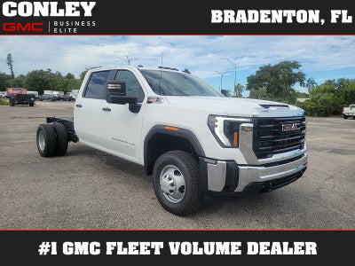 2026 GMC Sierra 3500 HD Chassis Cab Pro