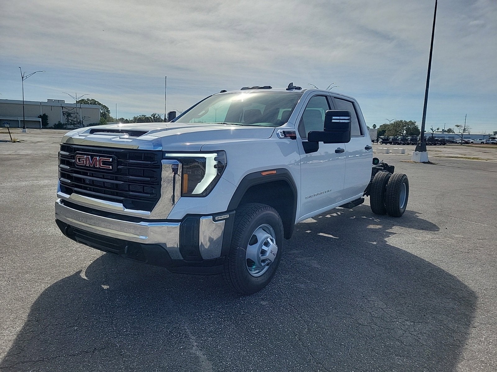 2026 GMC Sierra 3500 HD Chassis Cab Pro