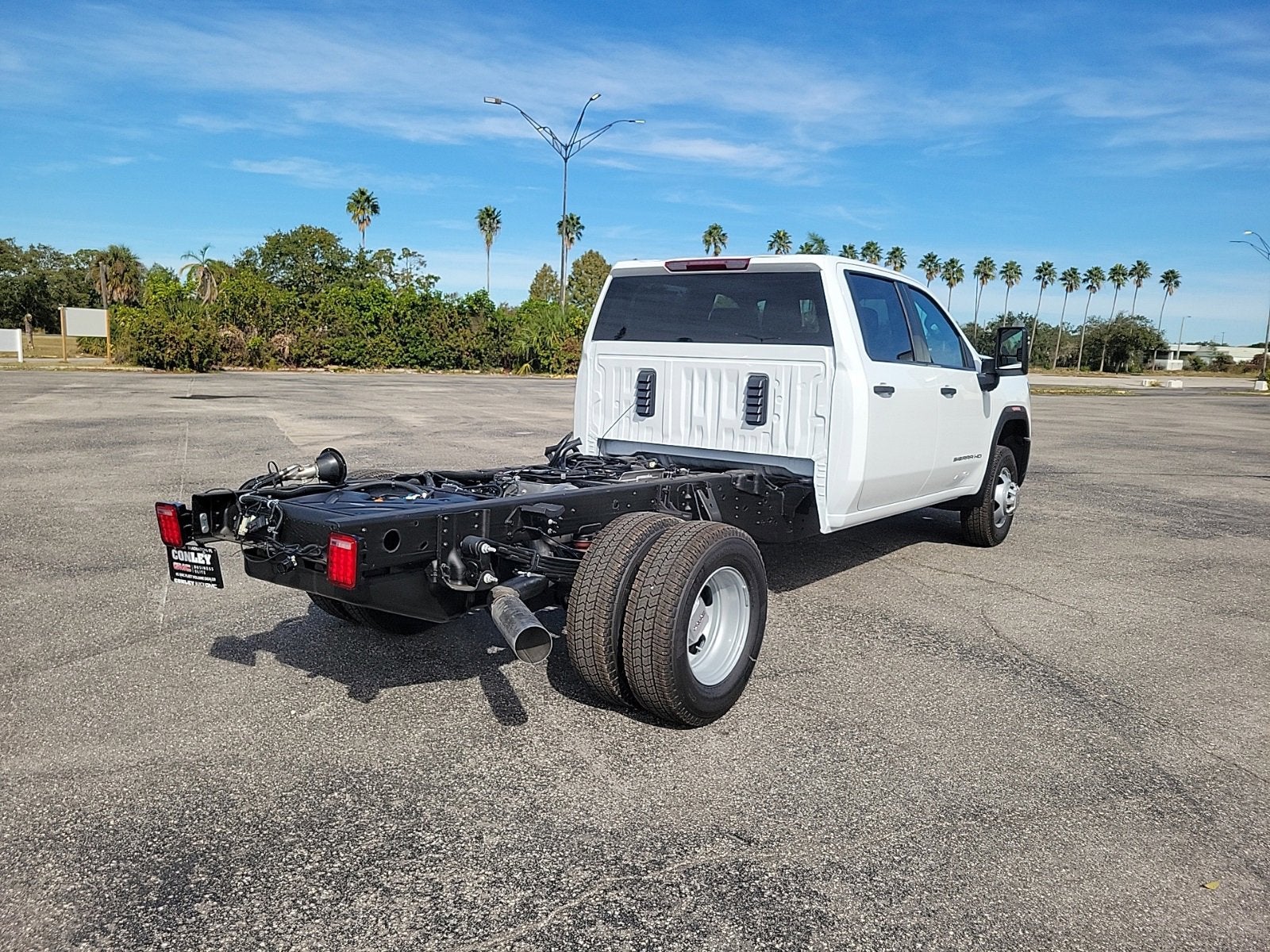 2026 GMC Sierra 3500 HD Chassis Cab Pro