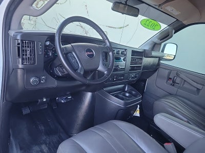 2022 GMC Savana Passenger 3500 LS