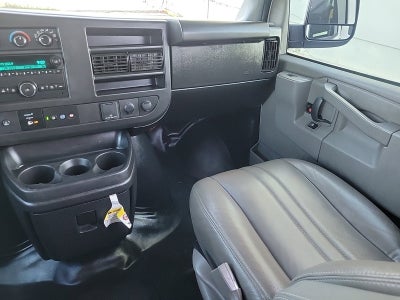 2022 GMC Savana Passenger 3500 LS