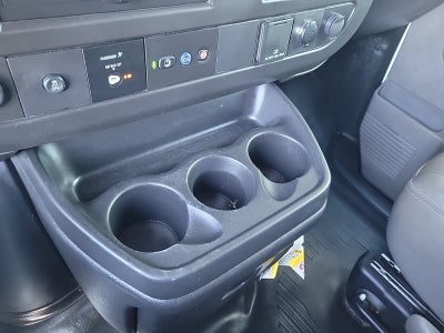 2022 GMC Savana Passenger 3500 LS