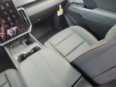 2027 GMC Acadia AT4