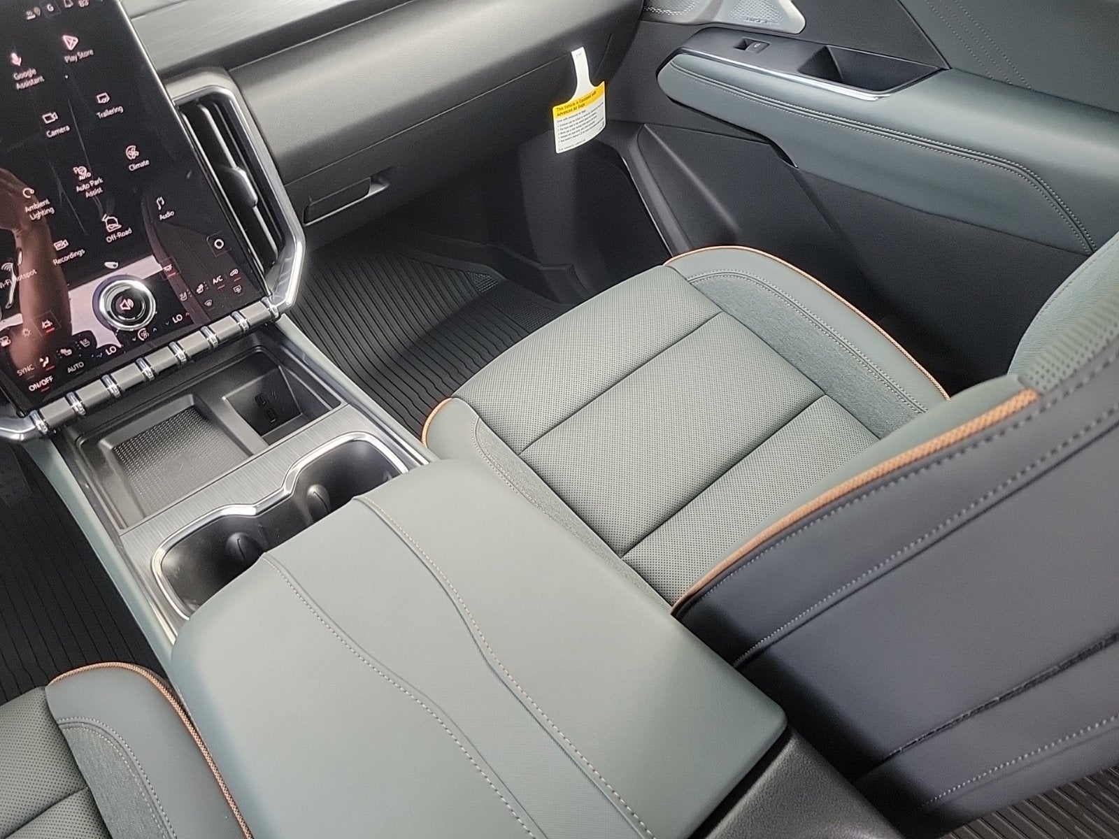 2027 GMC Acadia AT4