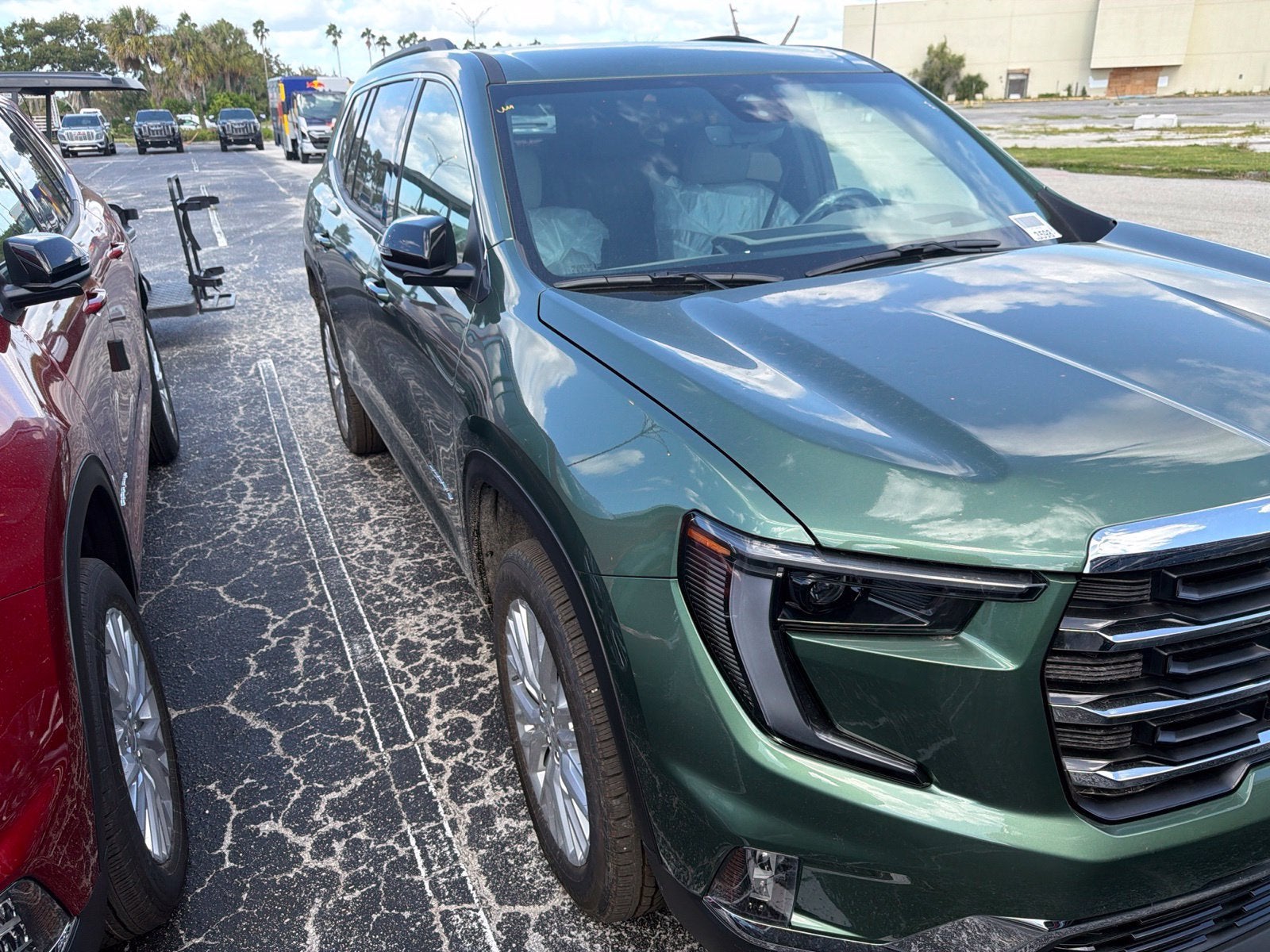 2027 GMC Acadia Elevation