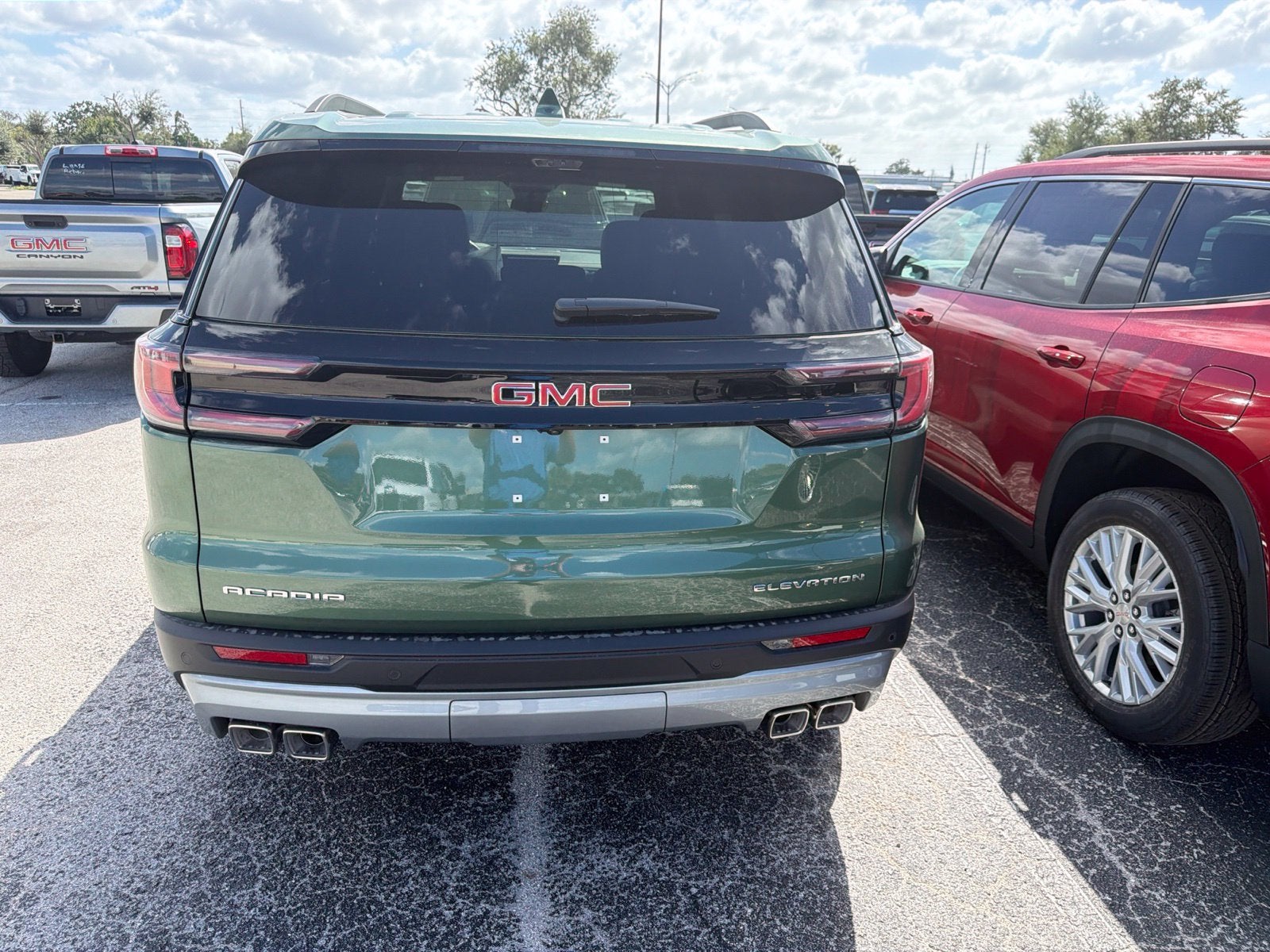 2027 GMC Acadia Elevation