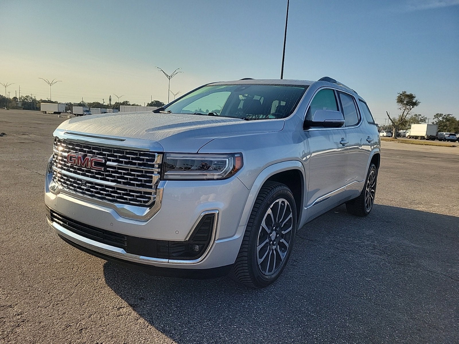 2020 GMC Acadia Denali