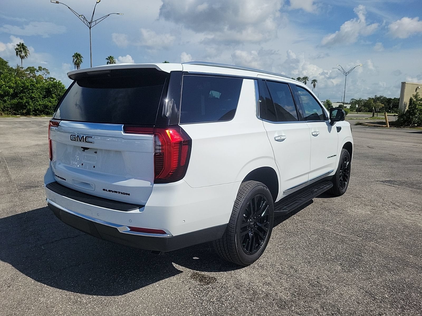 2026 GMC Yukon Elevation