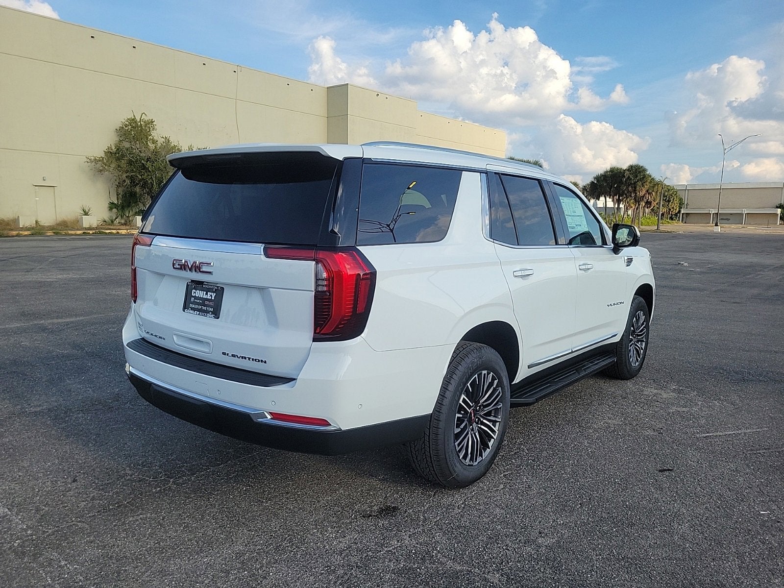 2026 GMC Yukon Elevation