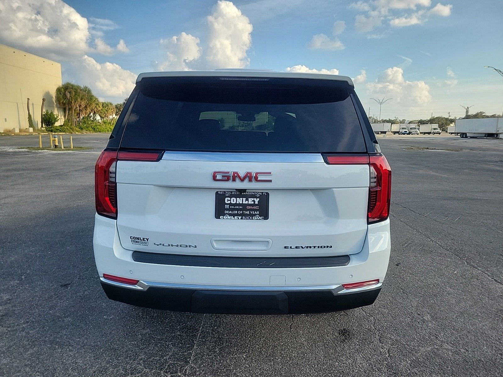 2026 GMC Yukon Elevation