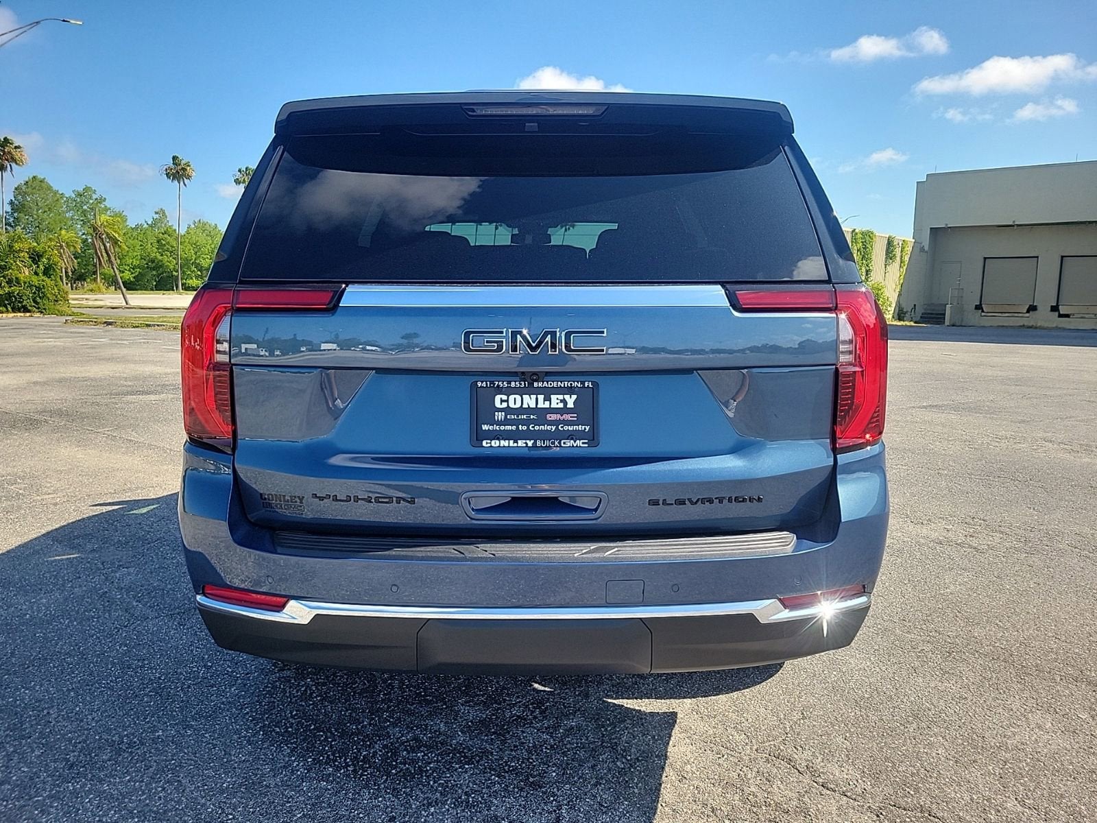 2026 GMC Yukon Elevation