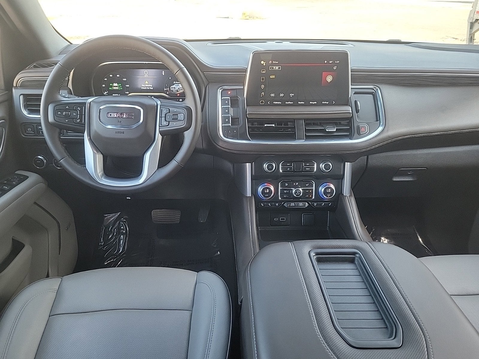 2023 GMC Yukon SLT