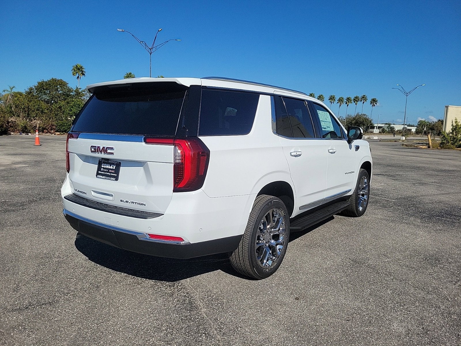 2026 GMC Yukon Elevation