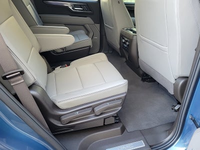 2025 GMC Yukon Elevation