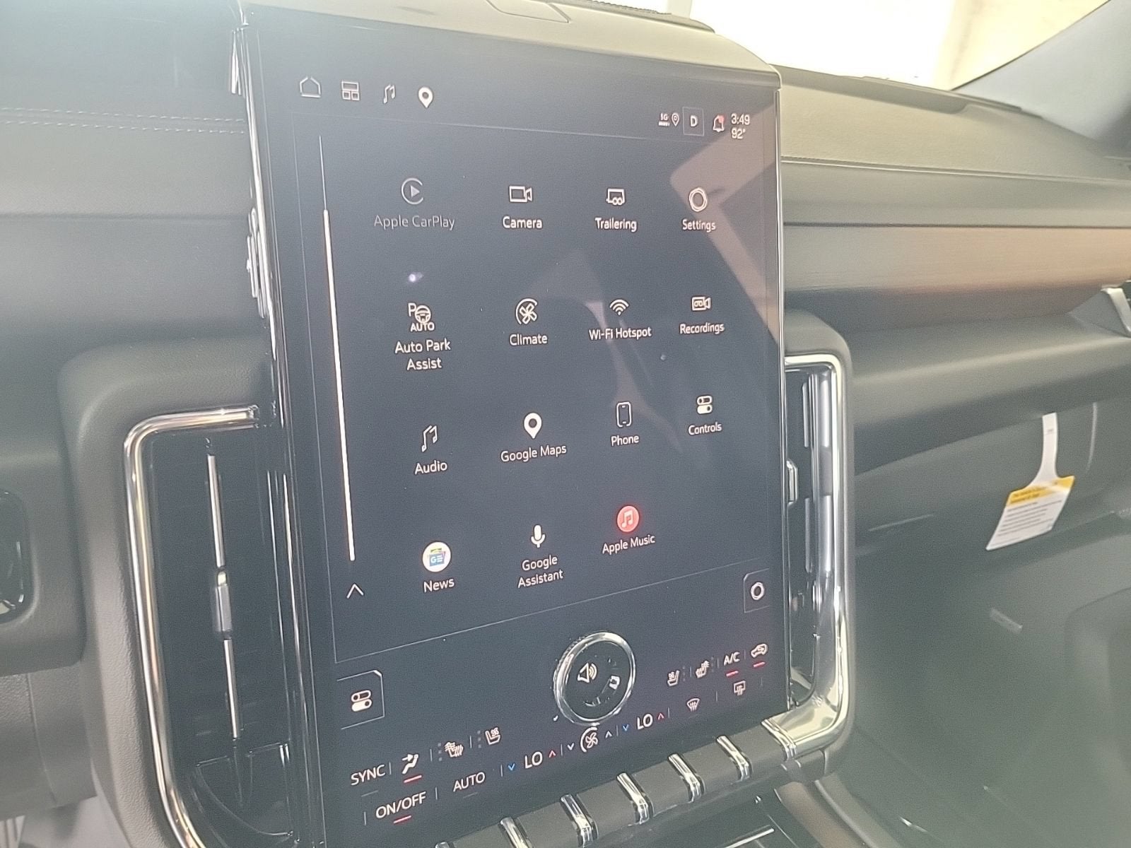 2026 GMC Yukon Denali - Photo 19