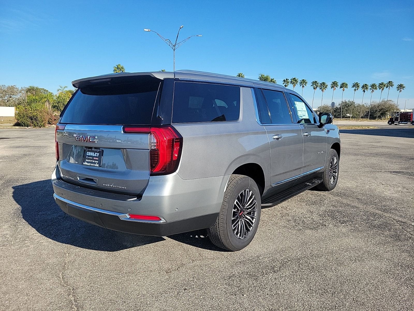 2026 GMC Yukon XL Elevation