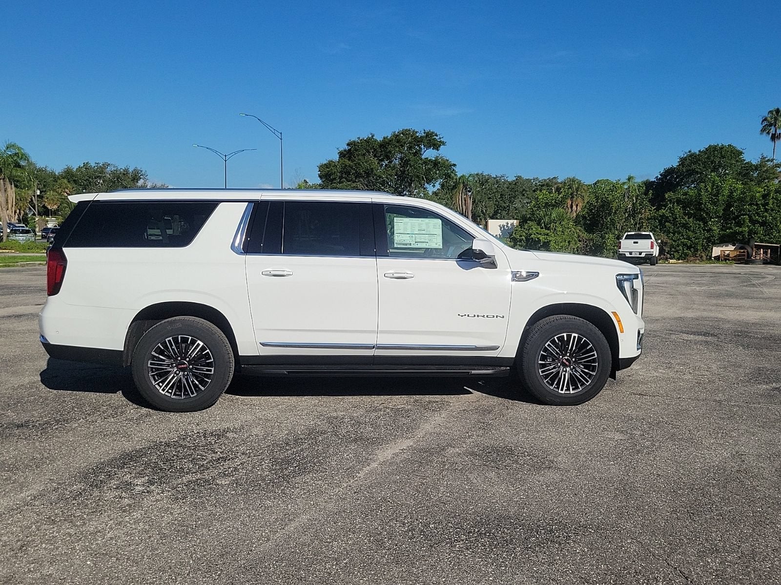 2026 GMC Yukon XL Elevation