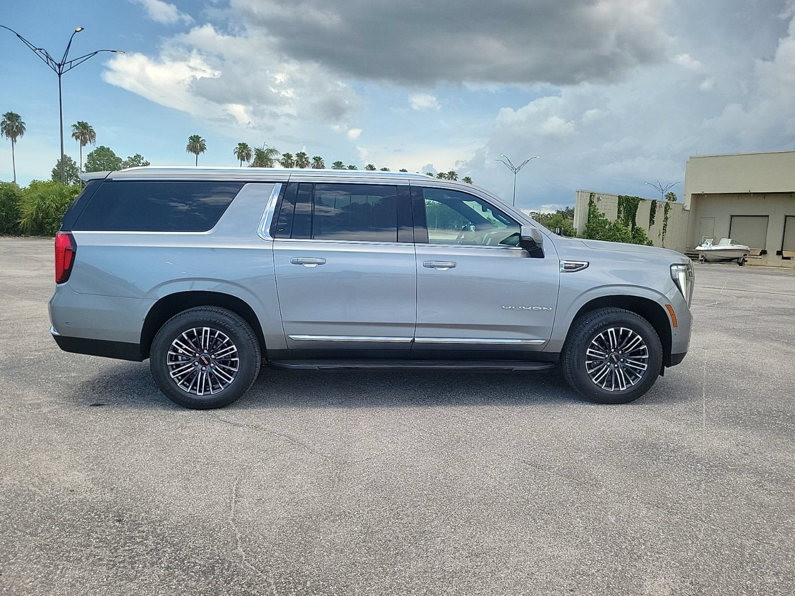 2026 GMC Yukon XL Elevation