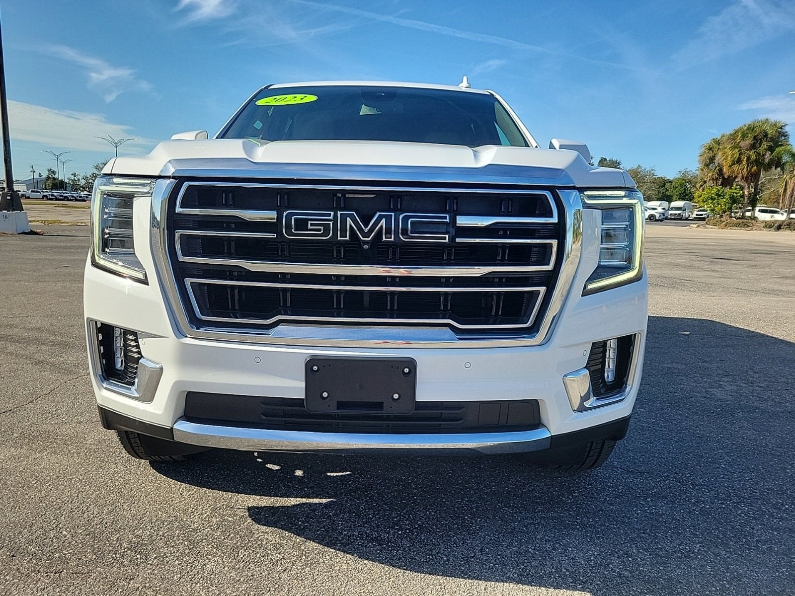 2023 GMC Yukon SLT