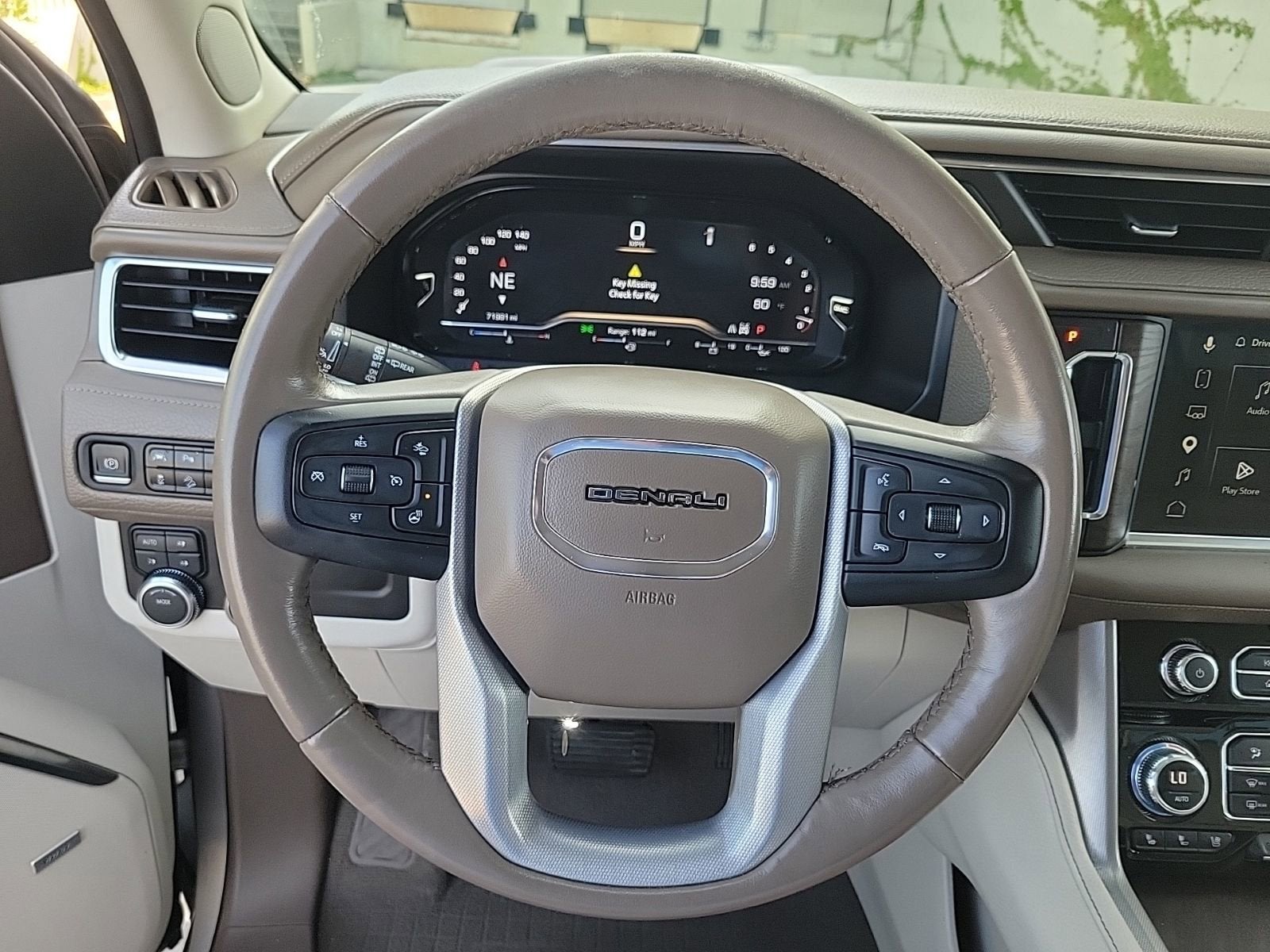 2023 GMC Yukon Denali
